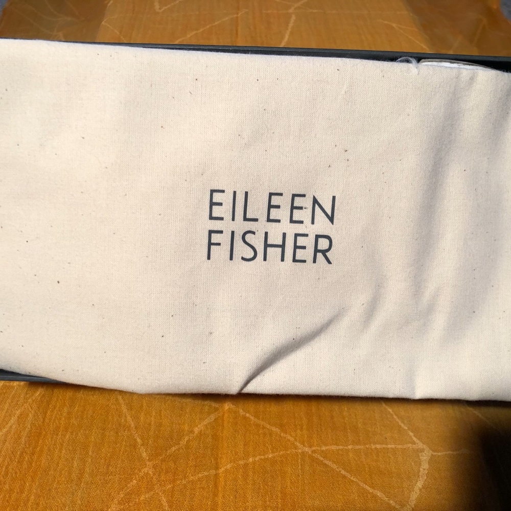 Shoes - Picture 12 of 12